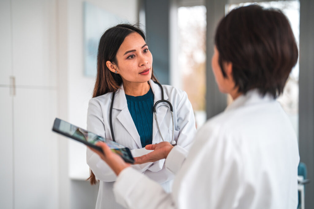 Hospital Network vs. Solo Practice: Which Path Is Right for You?